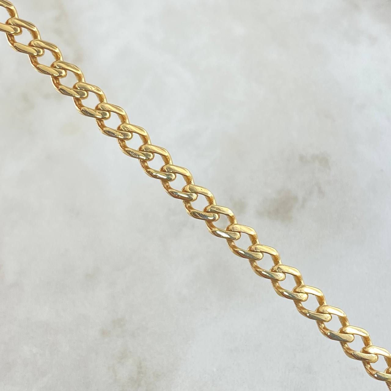 Cuban Links Bracelet 13.45gr / 7.9in / 5.1mm Lobster Claw White Zirconia 18K Gold ©