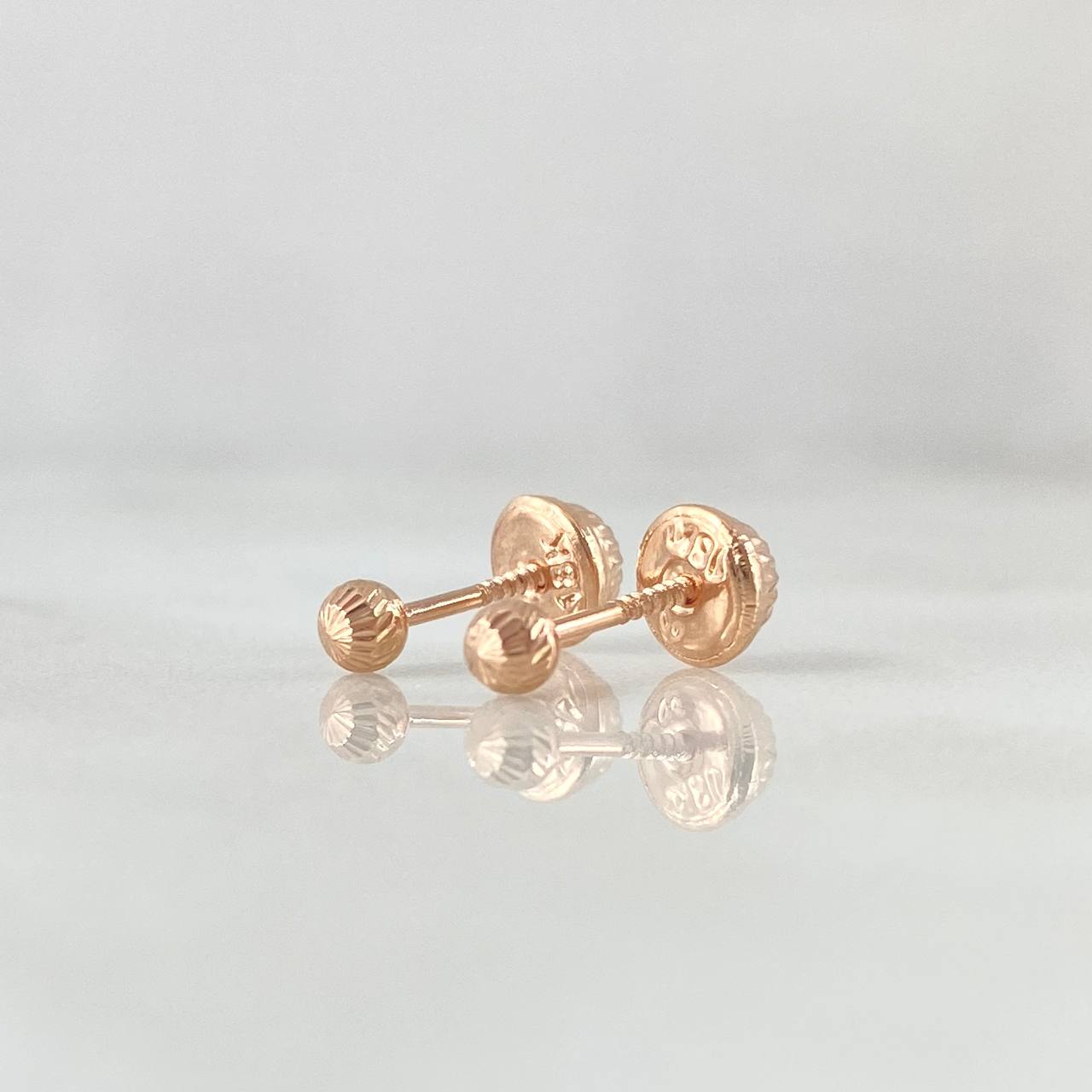 Stud Earrings Bead Diamond 0.5gr / 4mm Rose Gold 18K