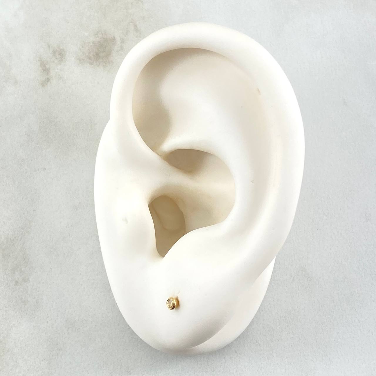 Topos 0.4gr / 2.3mm Circon Blanco Oro Amarillo 18K *
