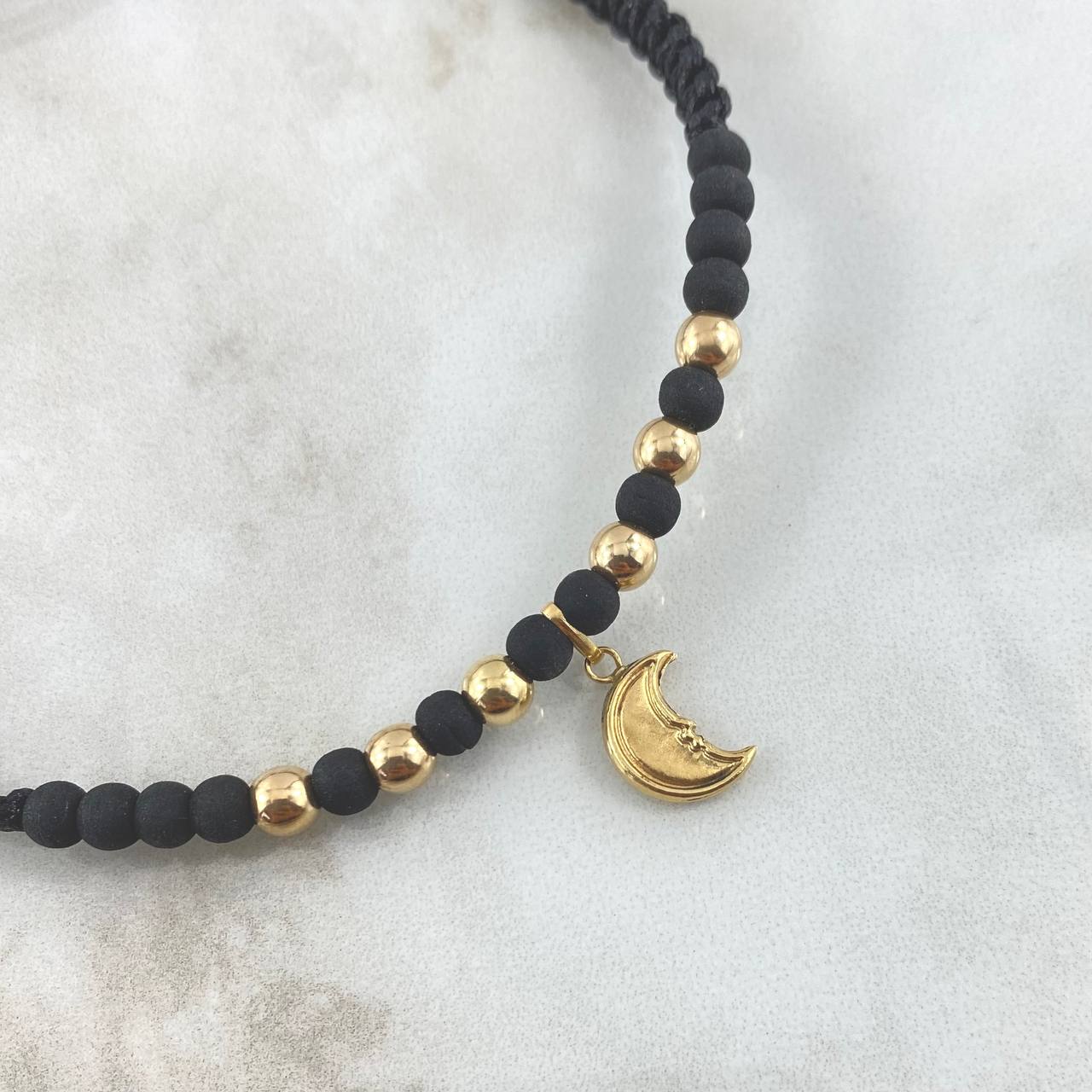Black Crescent Half Moon Choker 1.4gr / 5mm Beads Polished 6 Units 18K Yellow Gold