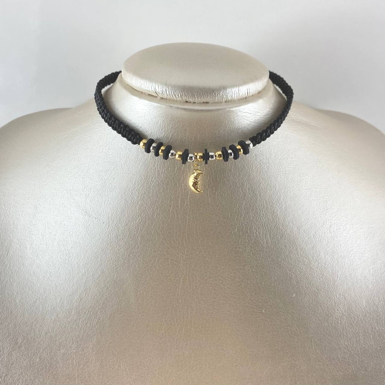 Black Crescent Half Moon Choker 1.4gr / 4mm Beads Polished 12 Units Two Yellow White 18K Gold