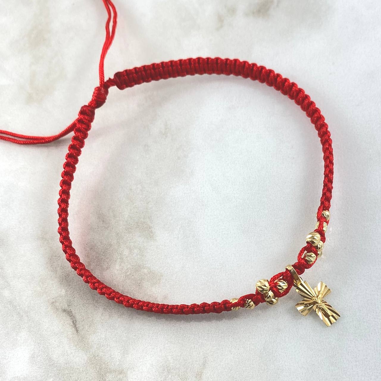 Choker Rojo Cruz Lisa 1.5gr / 3mm Bolas Diamantadas 12 Und Oro Amarillo 18K