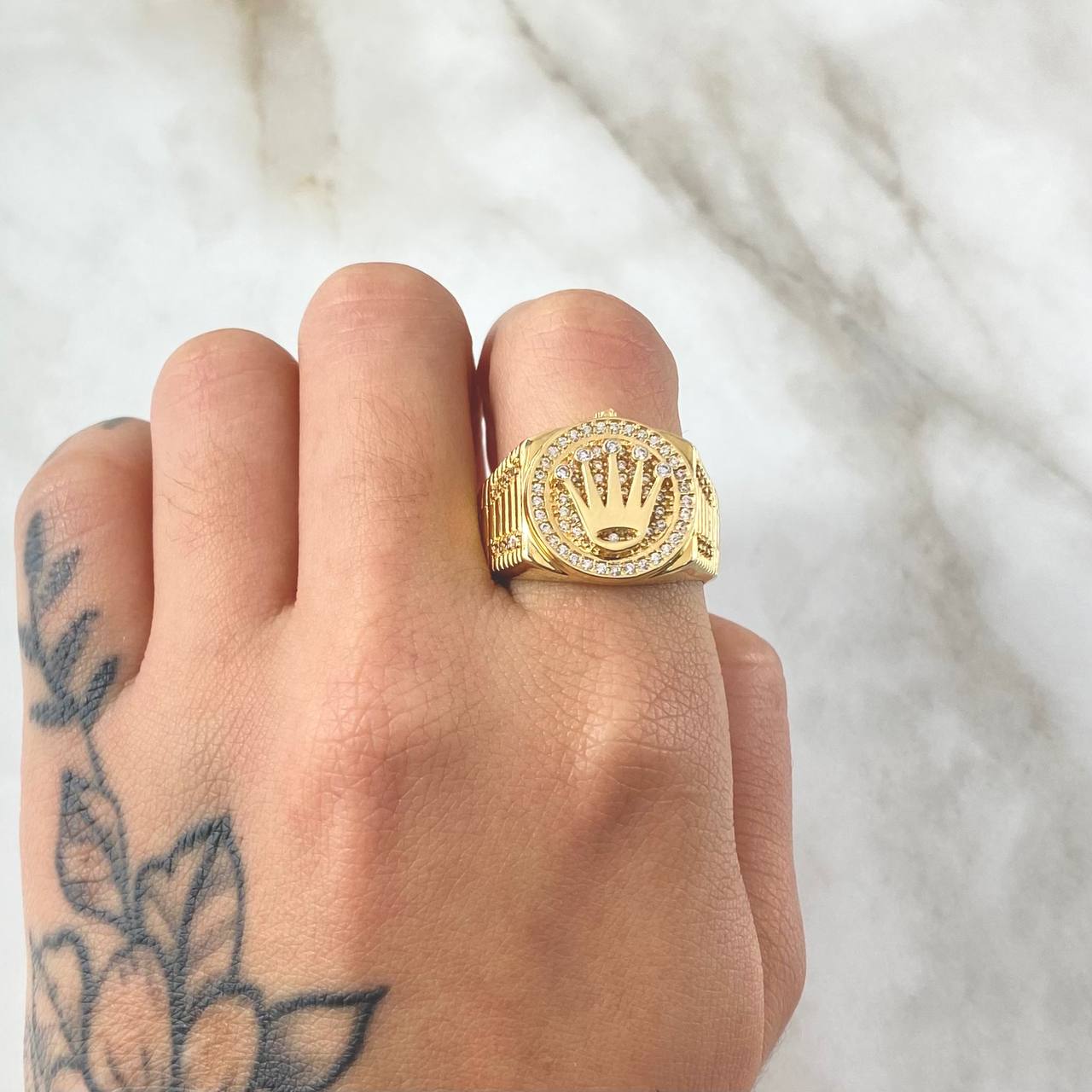 Crown Strap Ring 10gr / Size 10 3/4 / 18K Gold ©