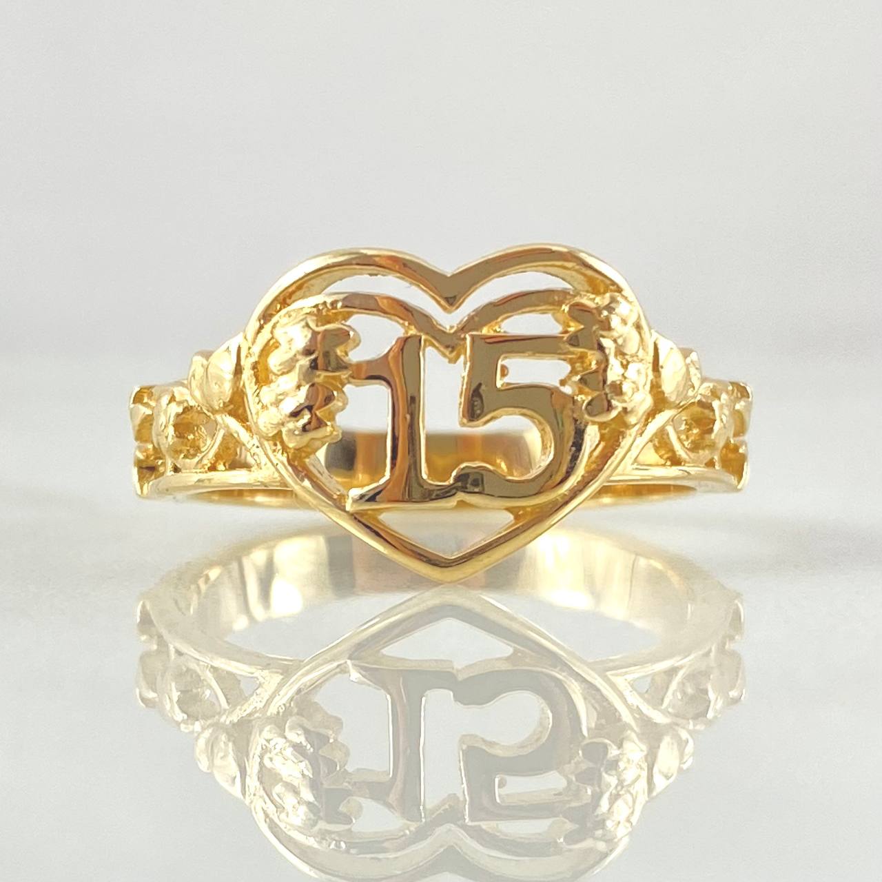 Ring 15s Heart Sprigs 3.55gr / Size 6 1/4 / 18K Gold ©