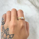 Solitaire Ring Ramp Rails 5.15gr / Size 8 1/4 / 18K Gold ©