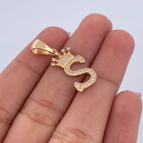 Dije Letra S Corona 1.6gr / 2.6cm / Circones Blancos Oro Amarillo 18K &