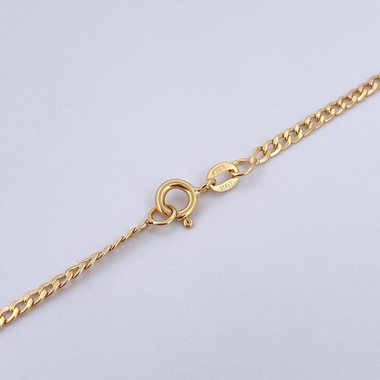 Cadena Cubana 4.1gr / 60.5cm / 2.4mm Oro Amarillo +0 18K $