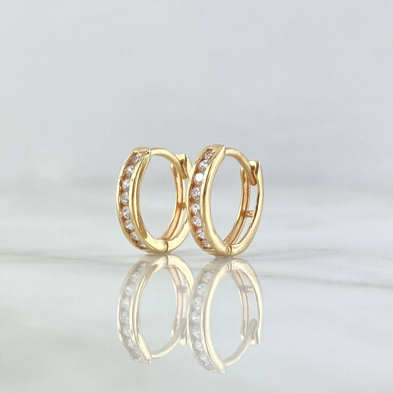 Candongas Carril 1.85gr / 1.3cm / Circones Blancos Oro Amarillo 18K