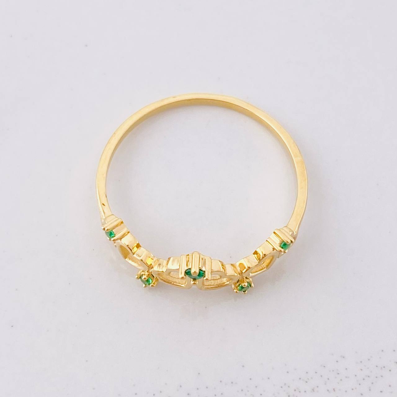 Anillo Corazones Corona 1.6g / T8 Oro Amarillo 18K