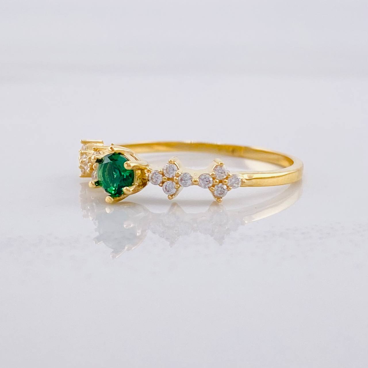 Spark Rail Ring 1.55g / T6 1/2 18K Yellow Gold