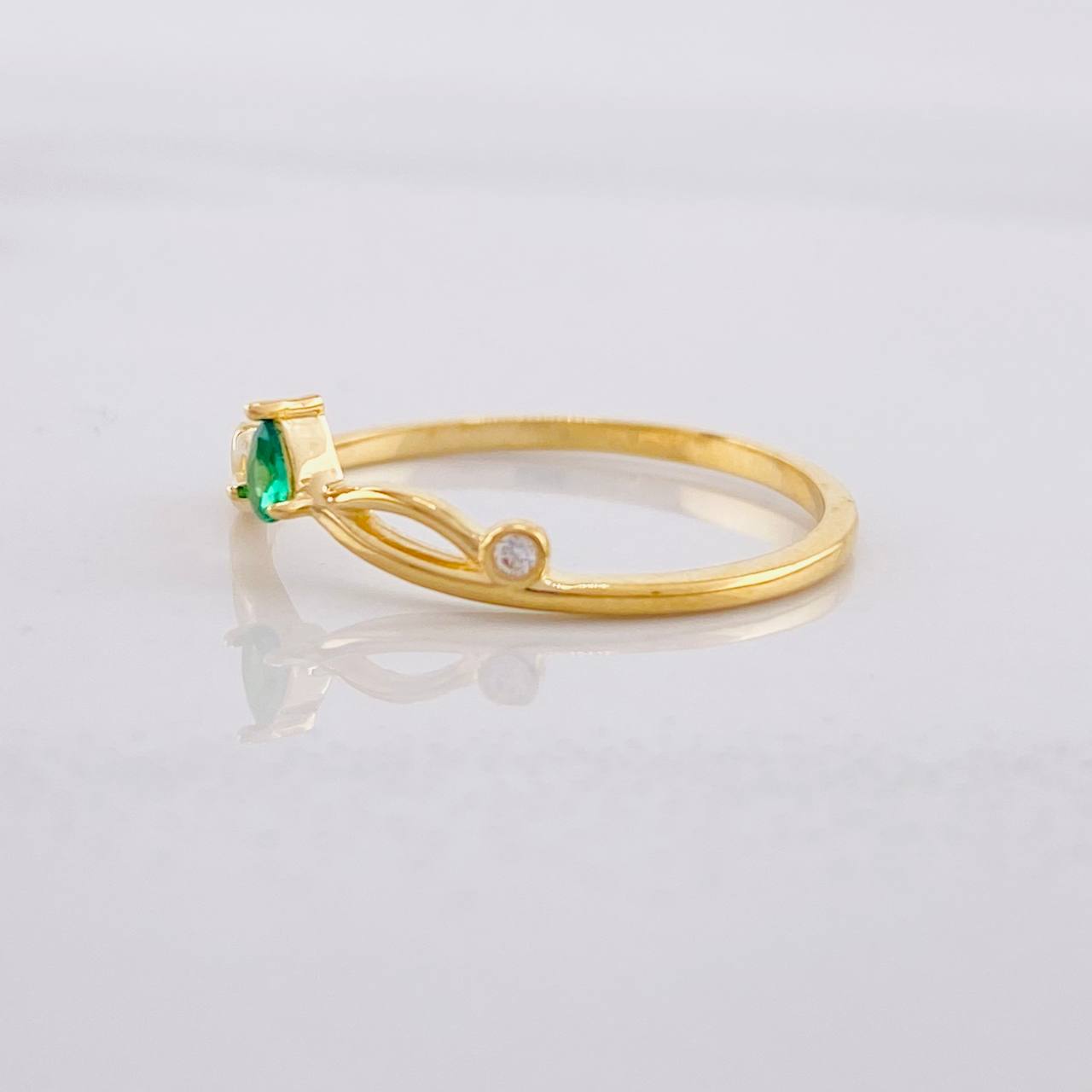 Marquise Knot Ring 1.15g / T6 1/4 18K Yellow Gold