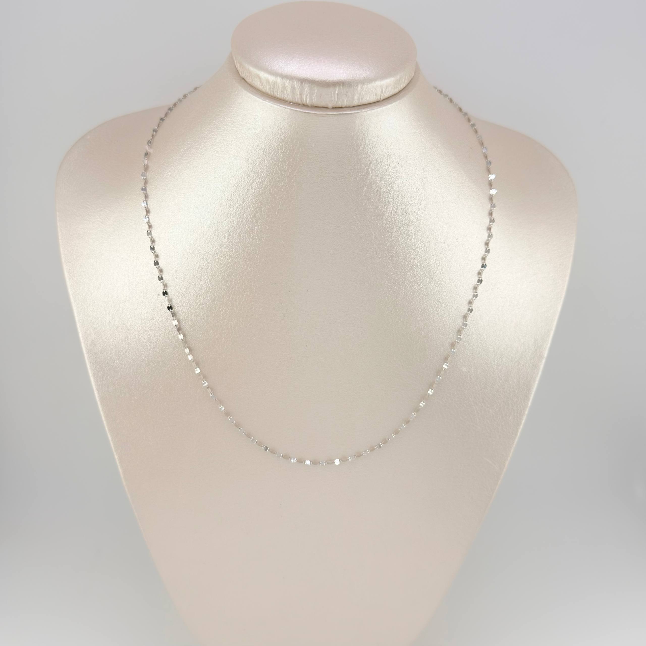 Mirror Flower Chain 1.05 g / 17 3/4 in / 1.8 mm 18K White Gold
