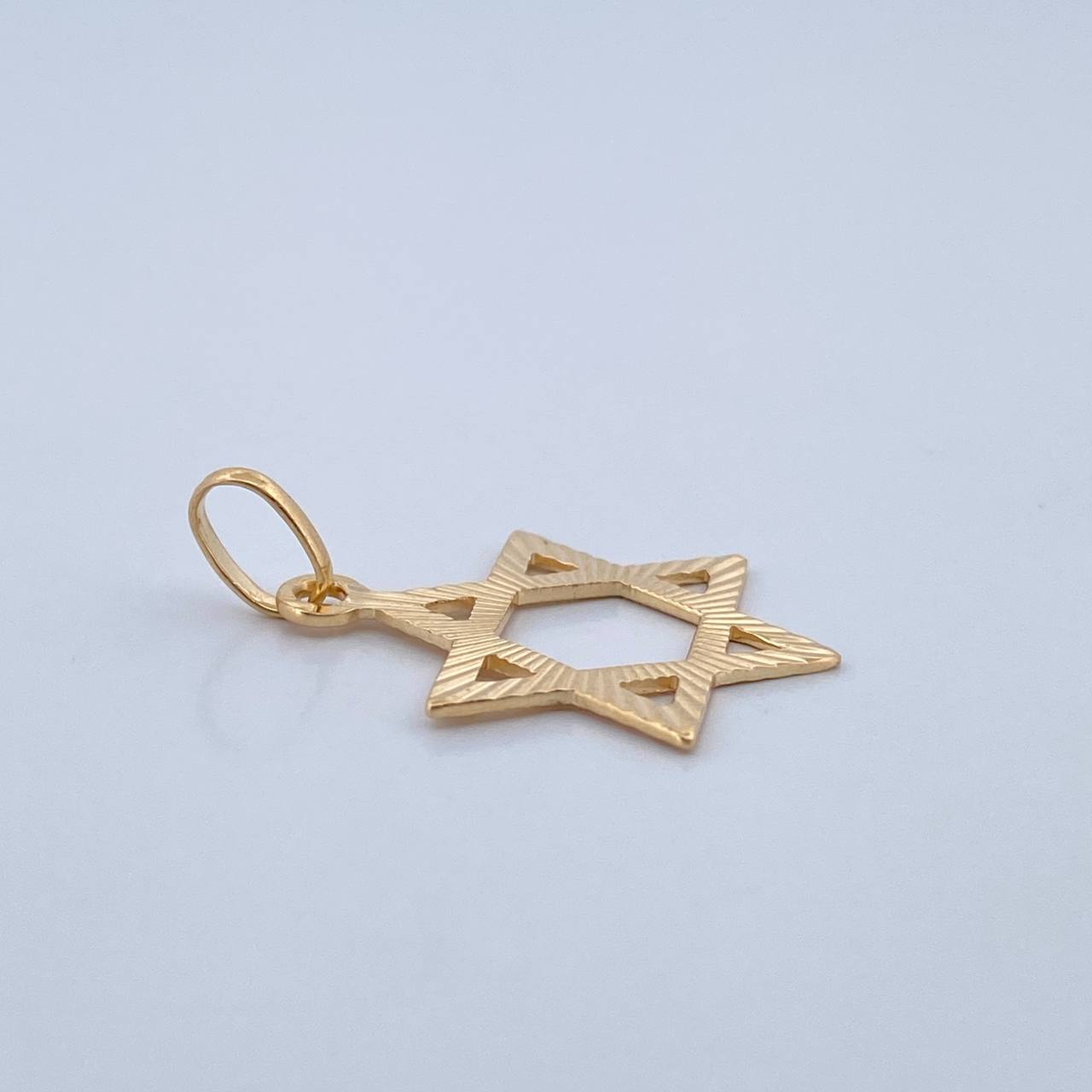Pendant 1gr / 1.0in / 18K Gold &