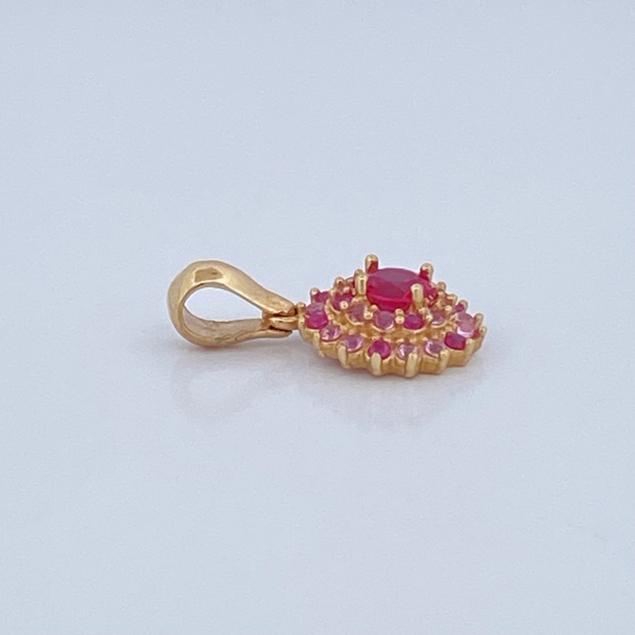 Lotus Flower Pendant 1.7gr / 1.8cm (0.7 inches) / 18K Gold $