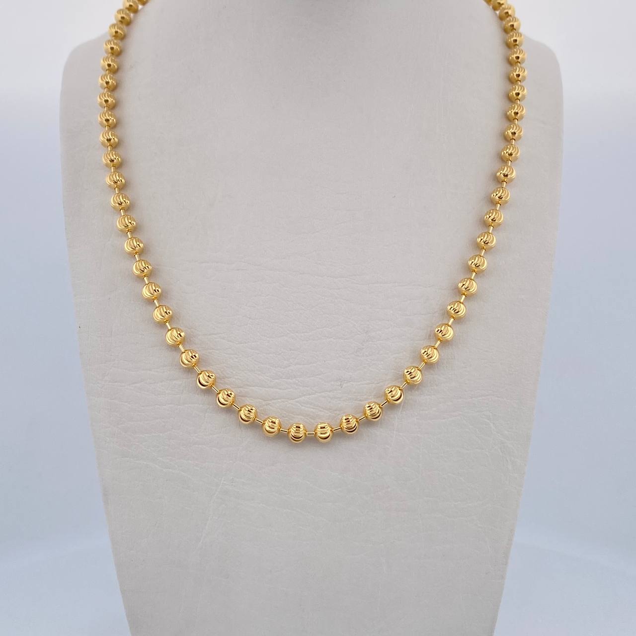 Military Chain 29.35gr / 65.7cm / 4mm Diamond Cut Yellow Gold Moon +3 18K $