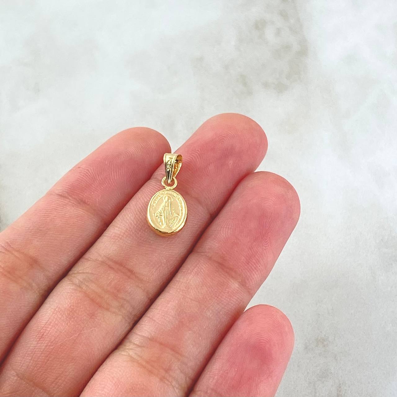 Pendant Miraculous Virgin 0.45gr / 1.5cm / Yellow Gold 18K ©