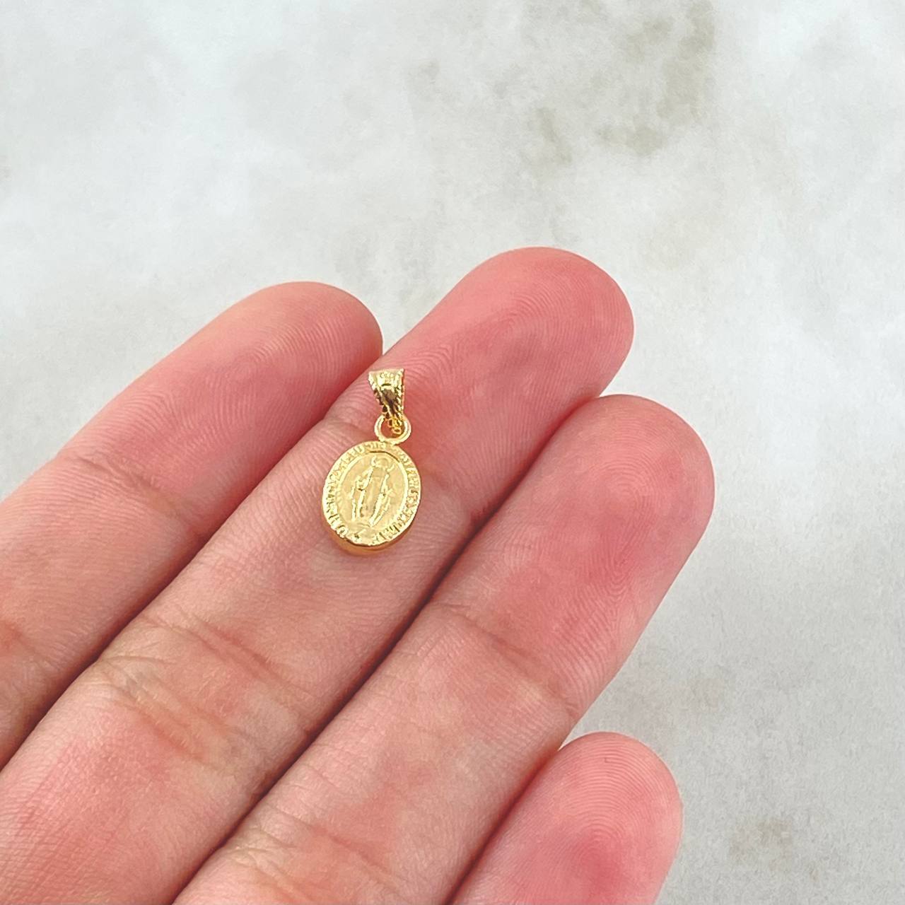 Dije Virgen Milagrosa 0.45gr / 1.5cm / 7.4mm Oro Amarillo 18K *