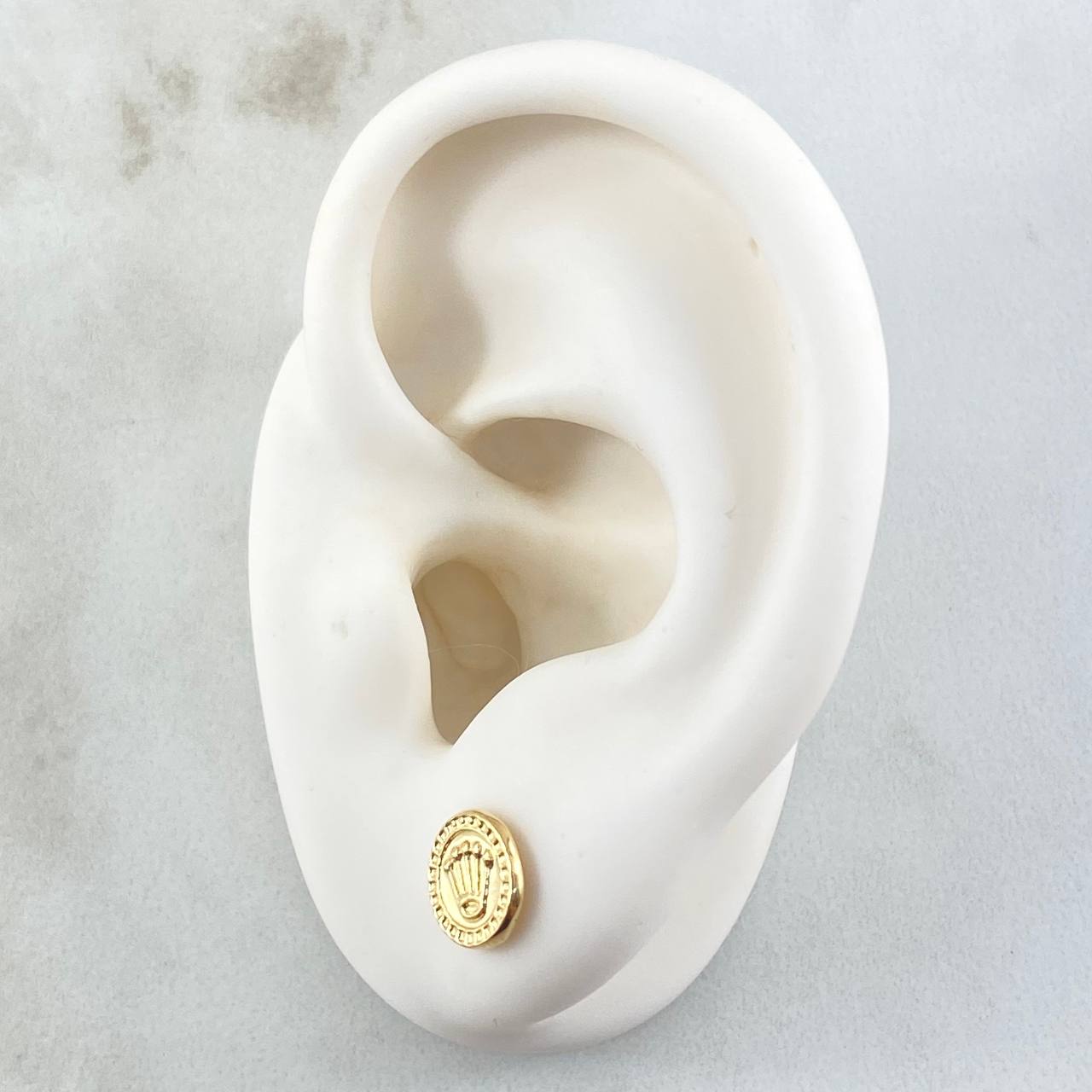 Crown Seal Stud Earrings 0.75gr / 18K Gold ©