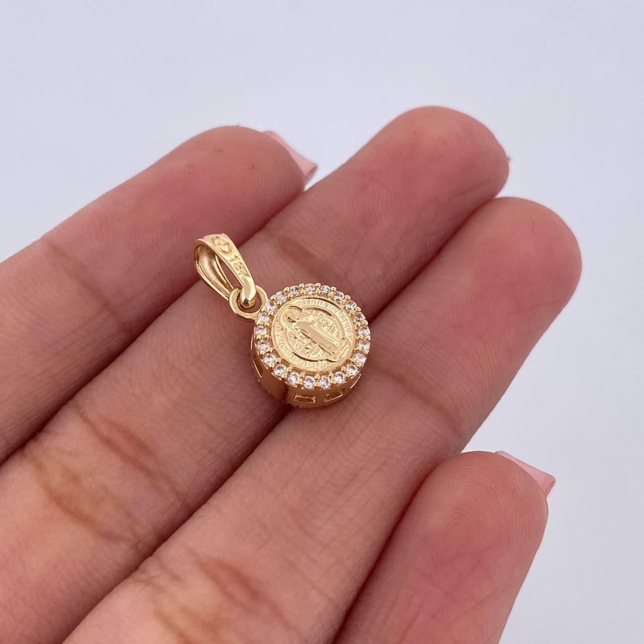Pendant San Benito 1.9gr / 1.8cm / White Zircons 18K Yellow Gold &