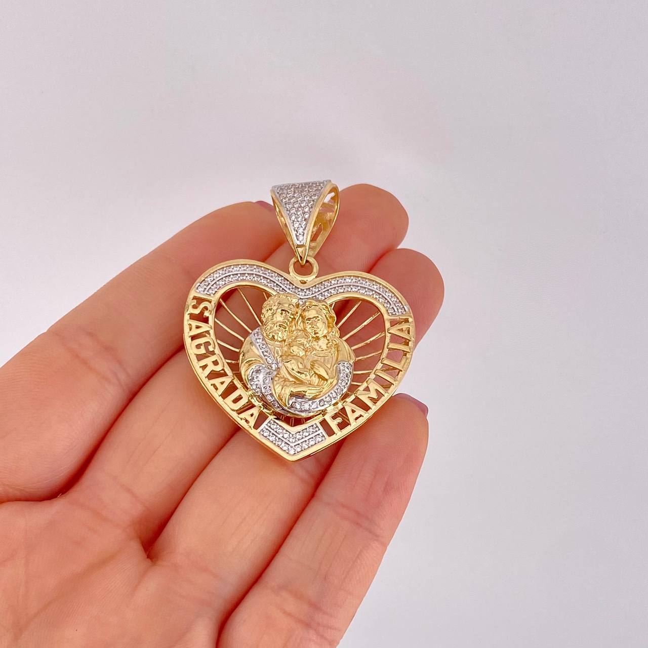 Pendant Silhouette Heart Sacred Family 13.3g / 1 3/4 in Two Golds Yellow White 18K