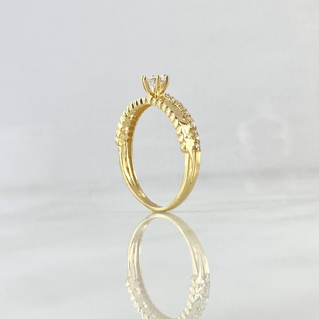 Solitaire Ring Hearts In Line 2.1gr / Size 6 1/4 / White Zircons 18K Yellow Gold ©