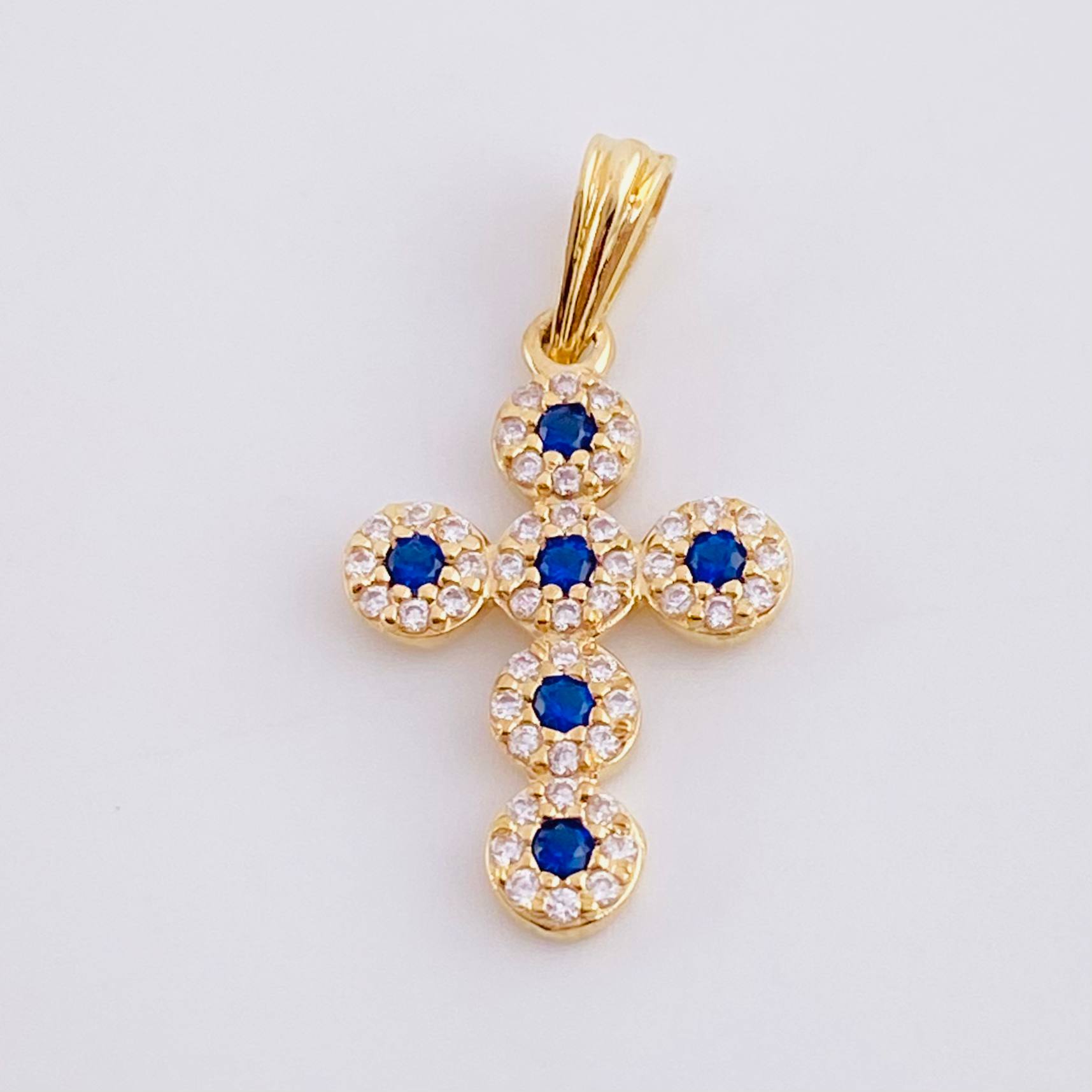 Dije Cruz Tupida 1.55g / 1 in Oro Amarillo 18K