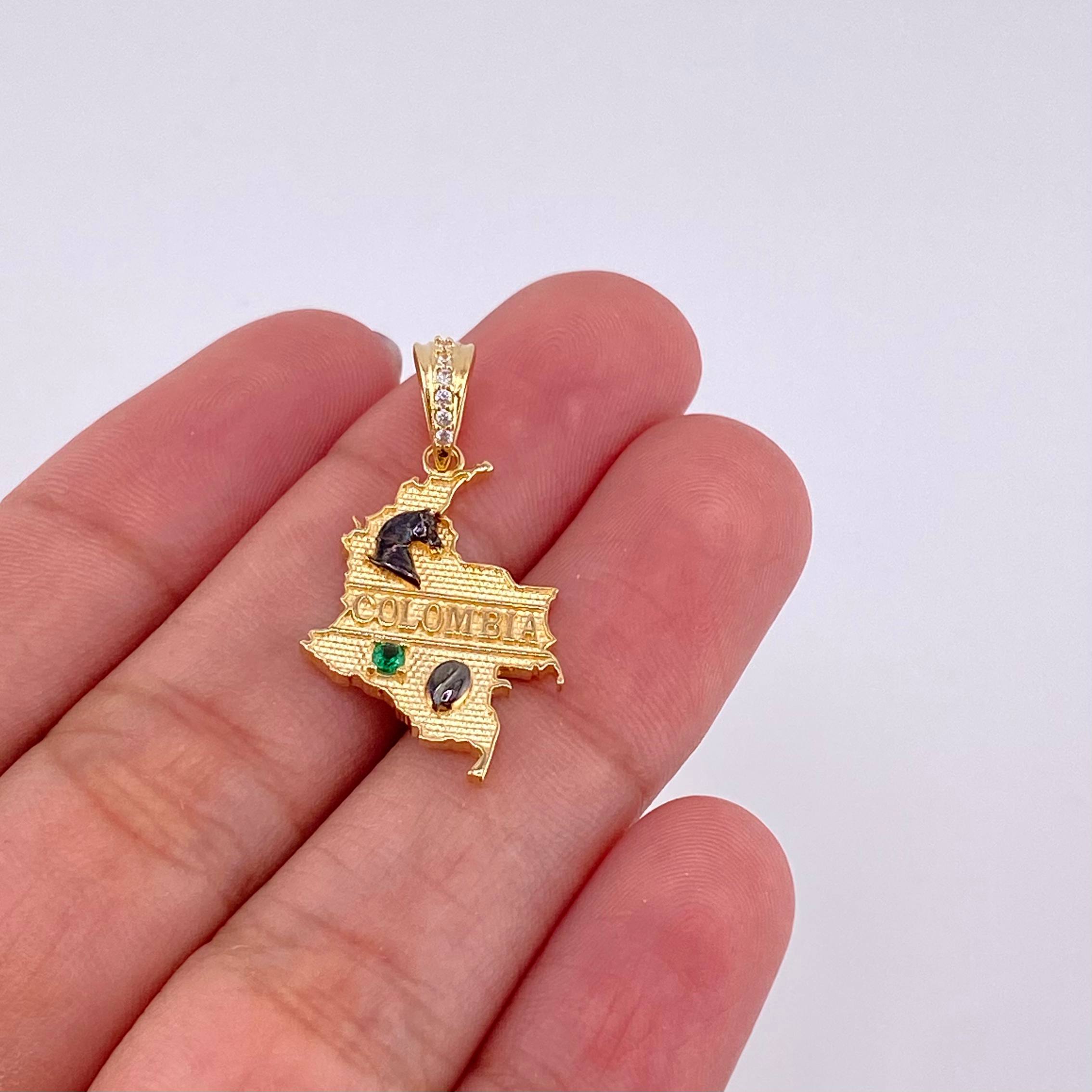 Dije Mapa de Colombia 2.25g / 1 1/4 in Dos Oros Amarillo Blanco 18K