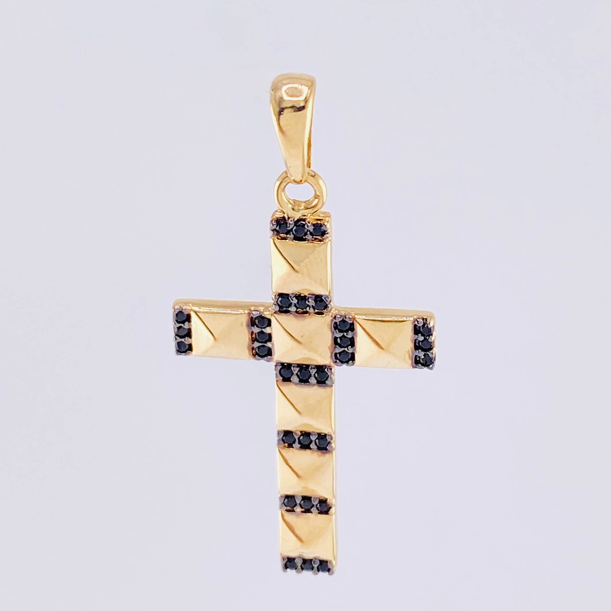 Dije Cruz Piramide 2.65g / 1 1/2 in Oro Amarillo 18K