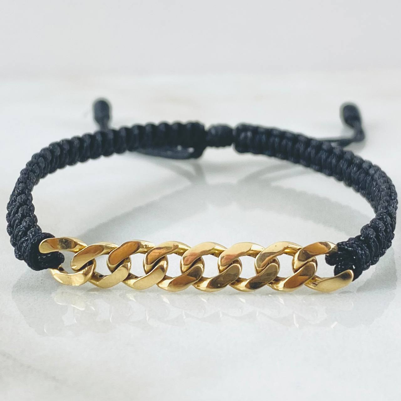 Pulsera Negra Herraje Retazo Cubano 1.6gr / Oro 18K ©