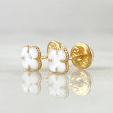 Stud Earrings Clover 0.75gr / 6mm Dotted Edge White Resin 18K Yellow Gold ©