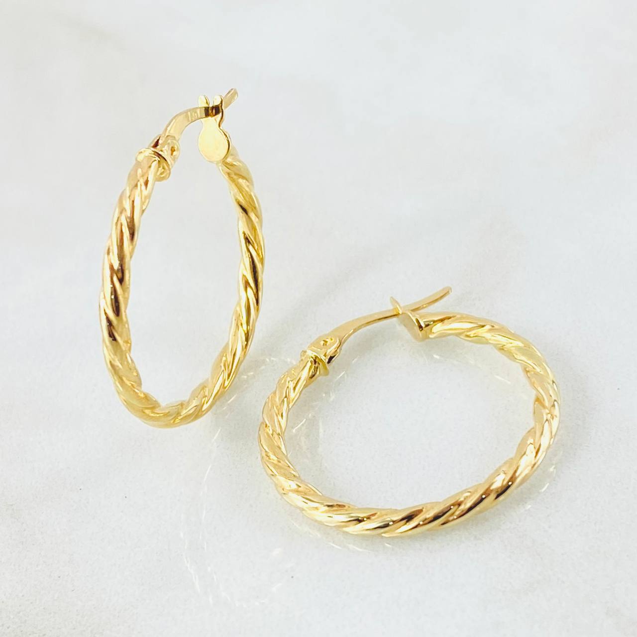 Candongas Lore 1.85gr / 1 in / Oro Amarillo 18K ©