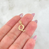 Pendant Letter Q Cursive 0.45gr / 0.8in / 18K Gold ©