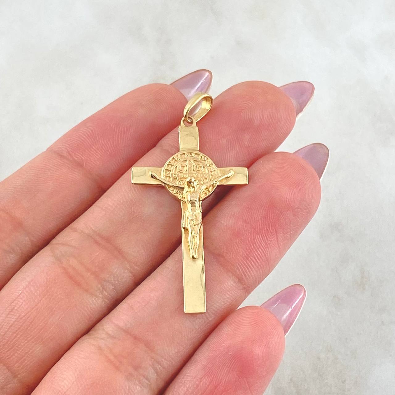 Dije Cruz San Benito 3.2gr / 1 1/2 in / Oro Amarillo 18K *