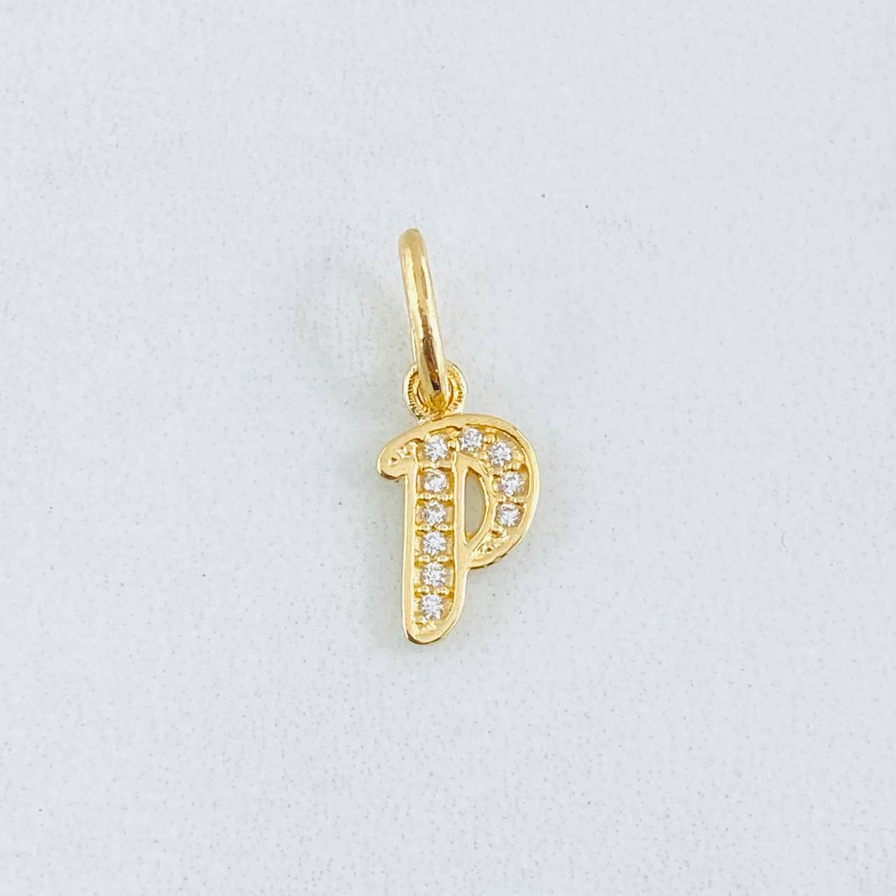Pendant Letter P 0.65gr / 0.75in / 18K Gold