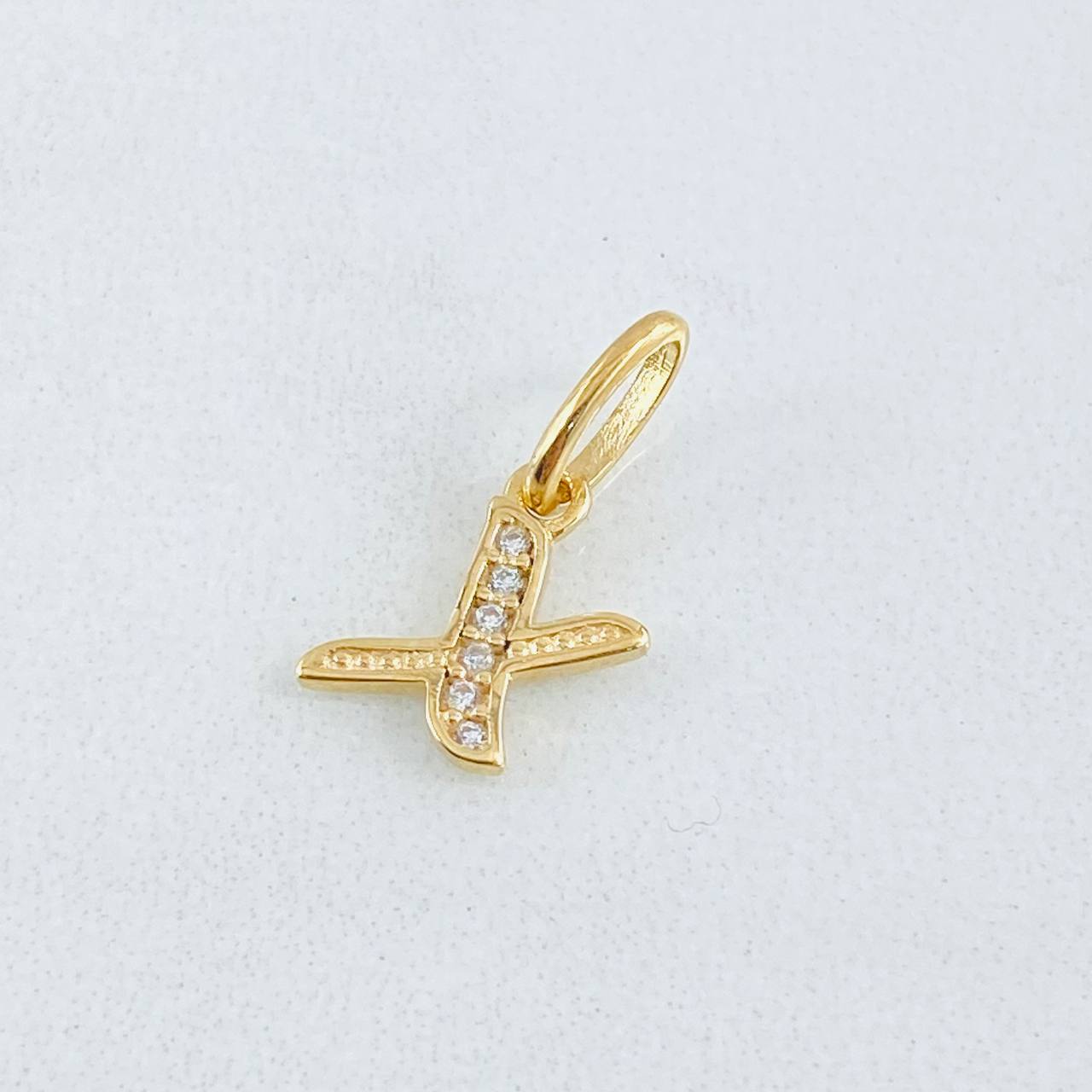 Dije Letra X 0.55gr / 1/2 in / Oro Amarillo 18K