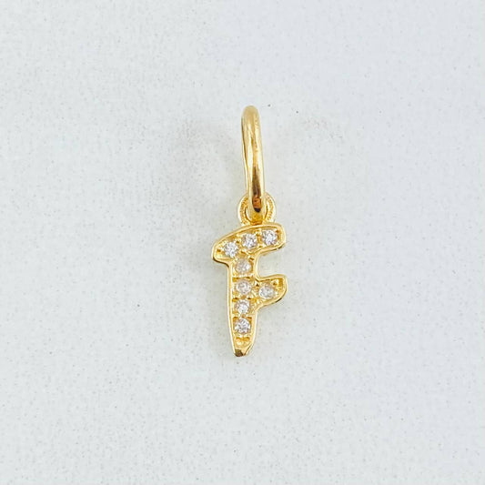 Dije Letra F 0.45gr / 1/2 in / Oro Amarillo 18K