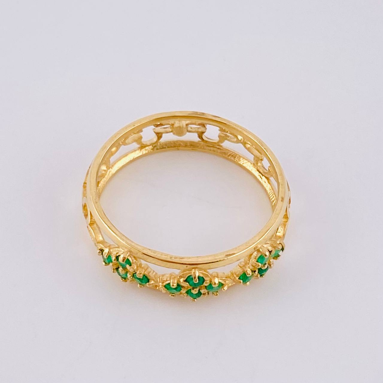 Cross Filigree Ring Emeralds 30pts 3.15gr / T7 1/2 / 18K Yellow Gold ©