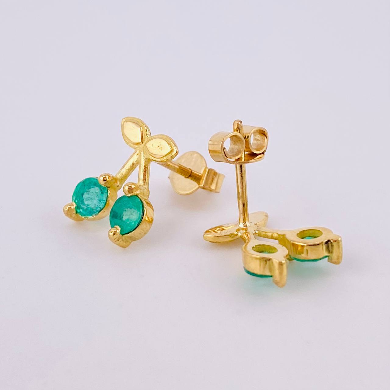 Cherry Stud Earrings Emeralds 40pts 2.15gr / 11mm Yellow Gold 18K *
