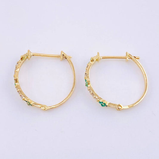 Floral Trio Hoop Earrings Emeralds 25pts Diamonds 12pts 1.95gr / 3/4 in / Yellow Gold 18K *