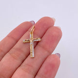 Dije Cruz Diamantado Lateral 1.9gr / 1 1/4 in / Oro Amarillo 18K
