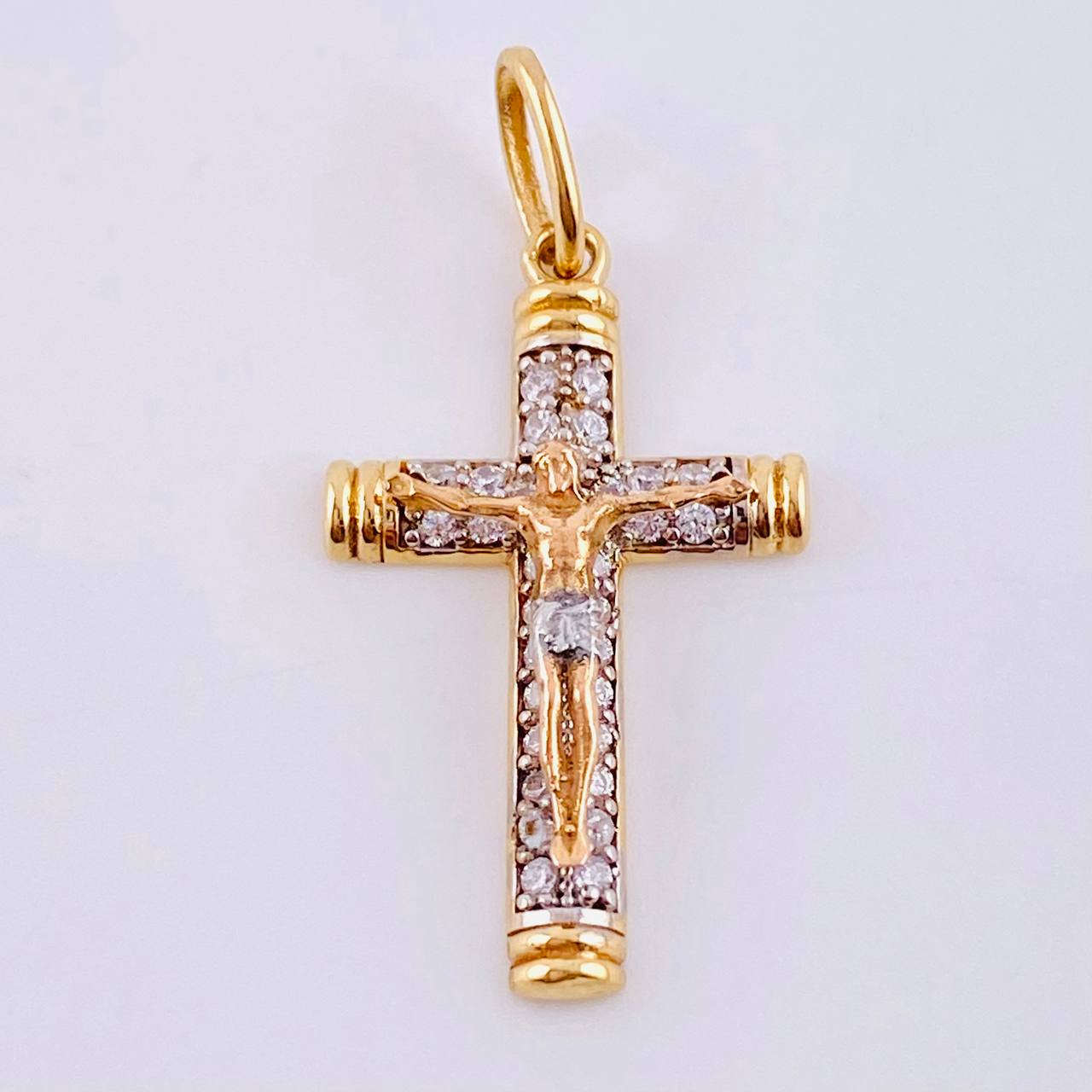 Dije Cruz Borde Rayado 2.1gr / 1 1/4 in / Oro Amarillo 18K