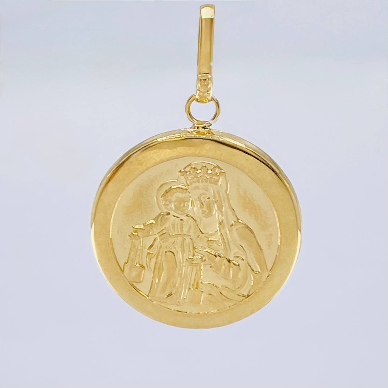 Dije Virgen Del Carmen Mate 2.15 g / 1 1/4 in Oro Amarillo 18K