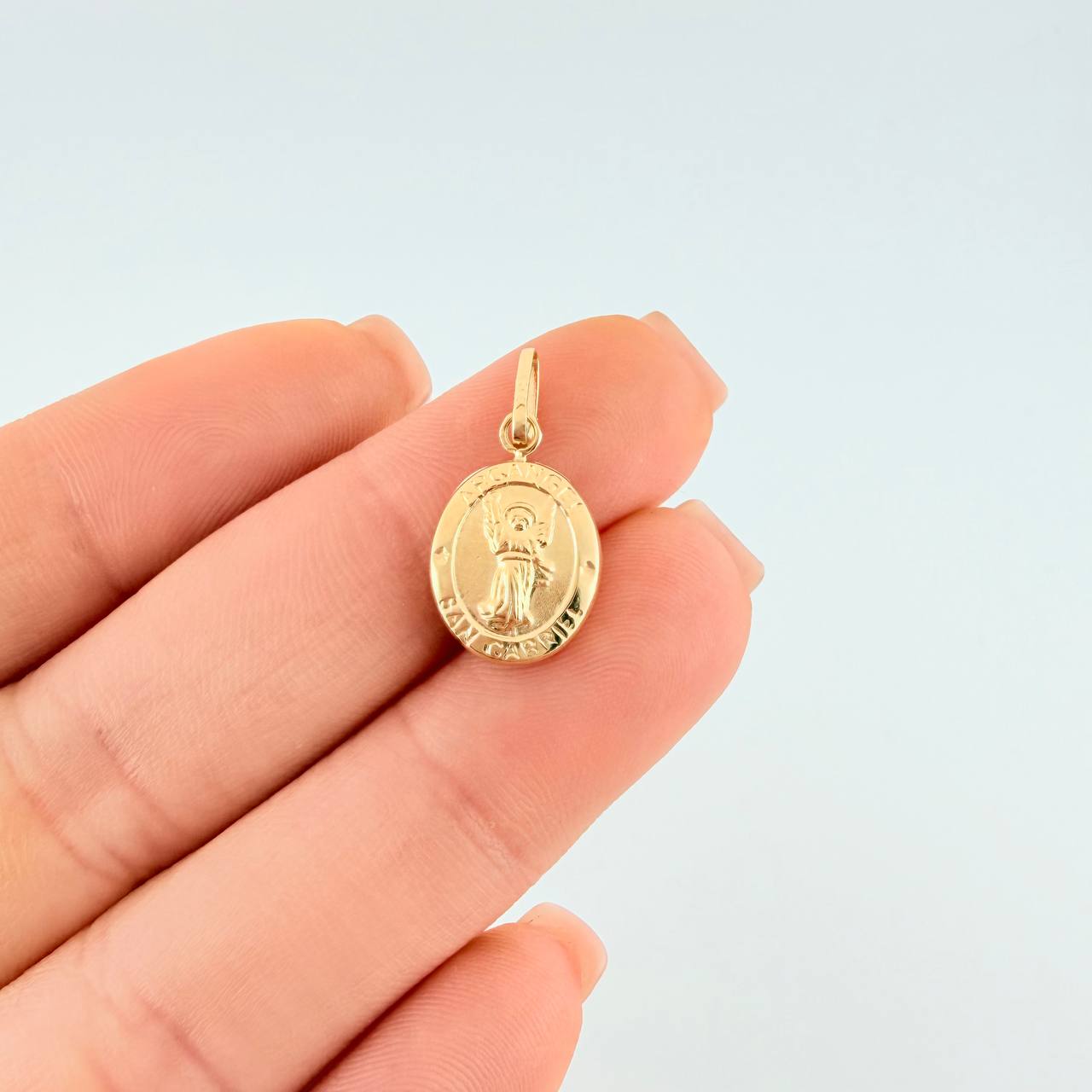 Pendant Archangel Saint Gabriel Matte 0.65 g / 3/4 in Yellow Gold 18K
