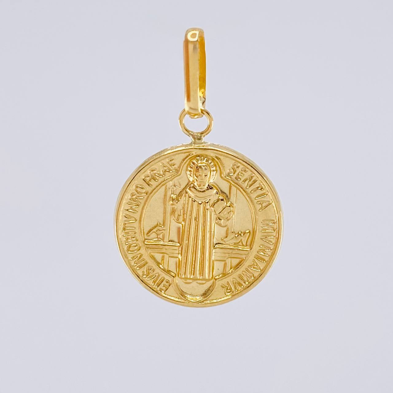 Dije San Benito 1.4 g / 1 in Oro Amarillo 18K