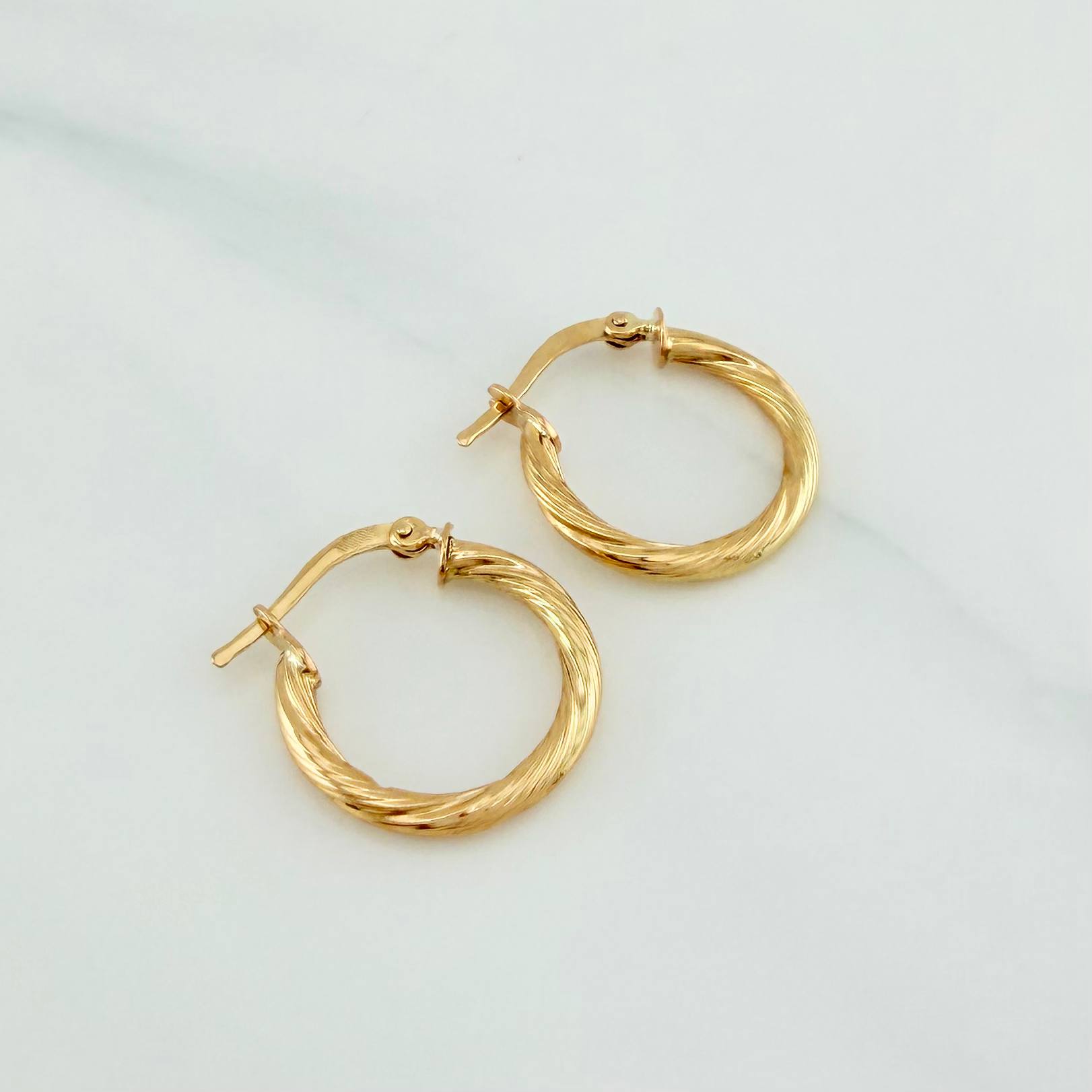 Candongas Sofi 1.85 g / 3/4 in Oro Amarillo 18K