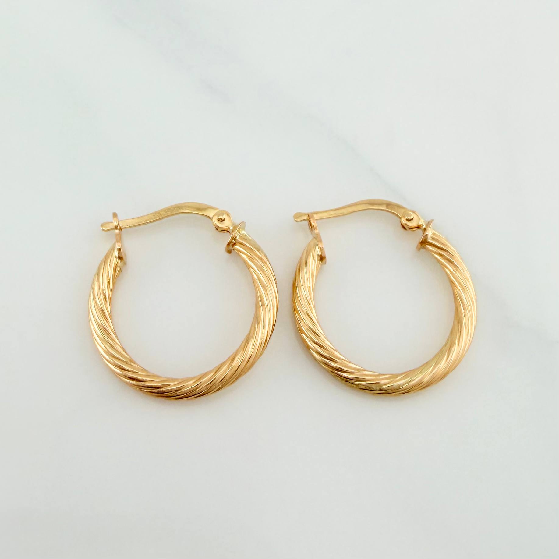 Candongas Sofi 1.9 g / 1 in Oro Amarillo 18K