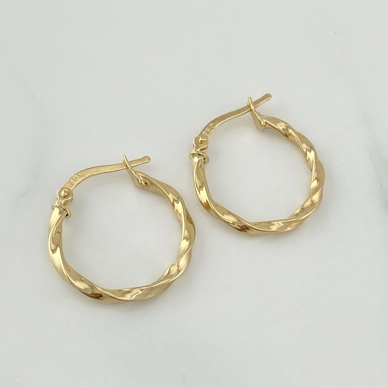 Hoop Earrings Kari 1.35 g / 3/4 in Yellow Gold 18K