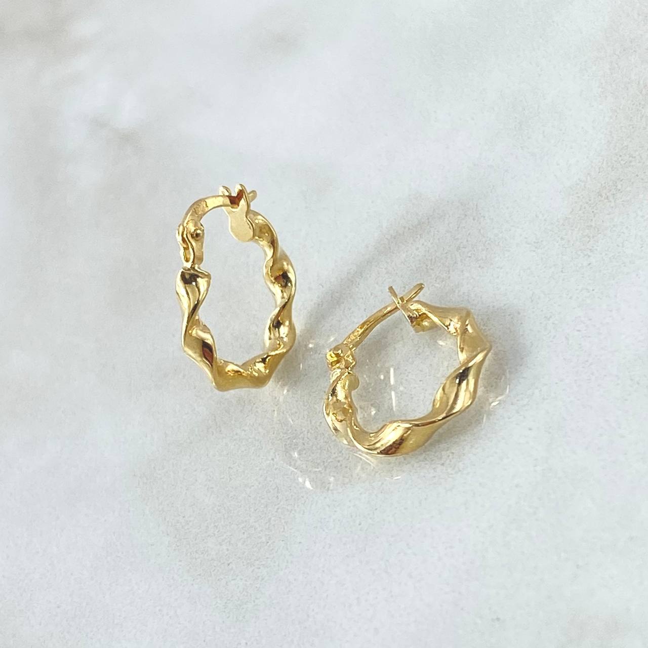 Hoop Earrings Amber 1.15gr / 1.7cm (0.7in) / 18K Gold *