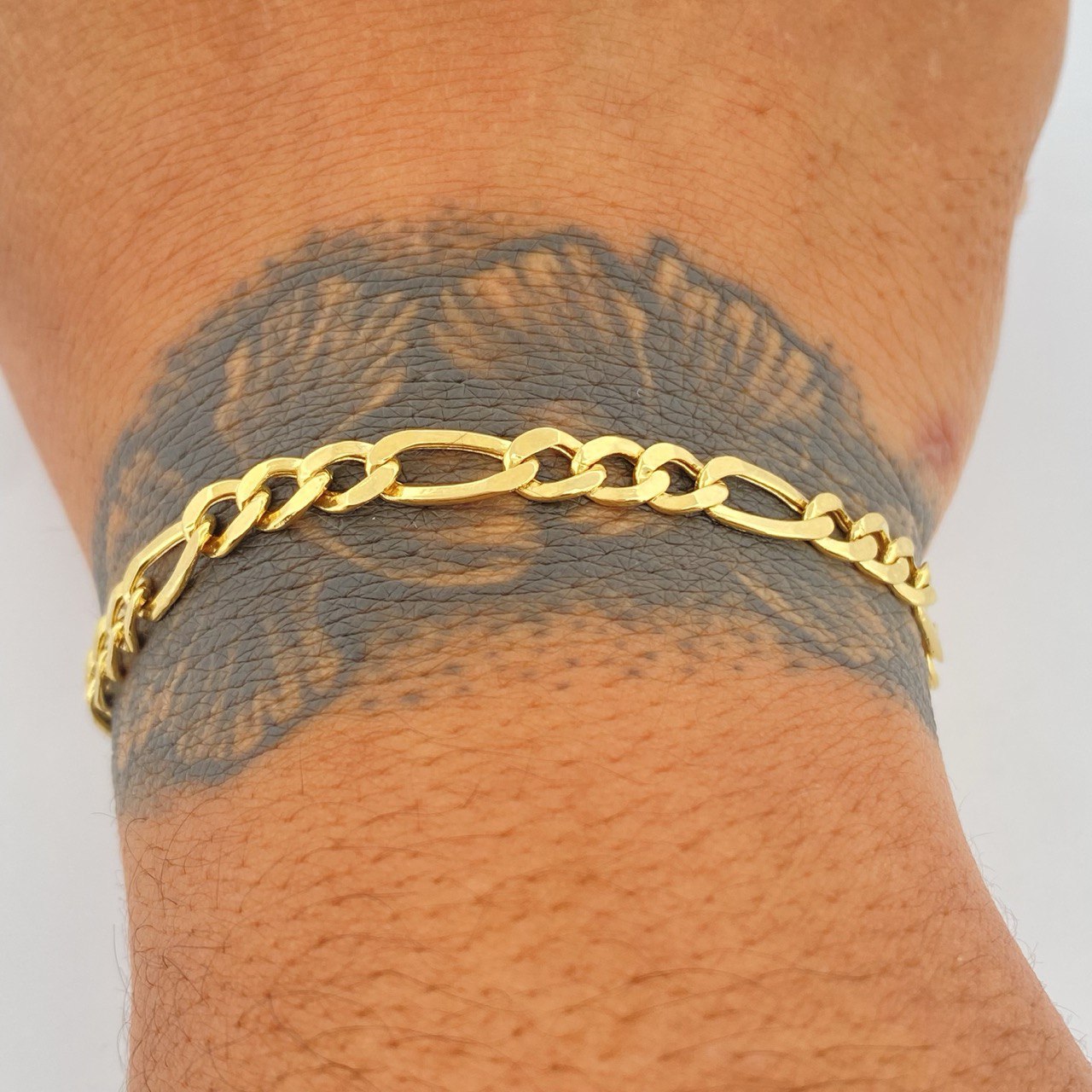Figaro Bracelet 4.1gr / 7.3in / +1 18K Gold $