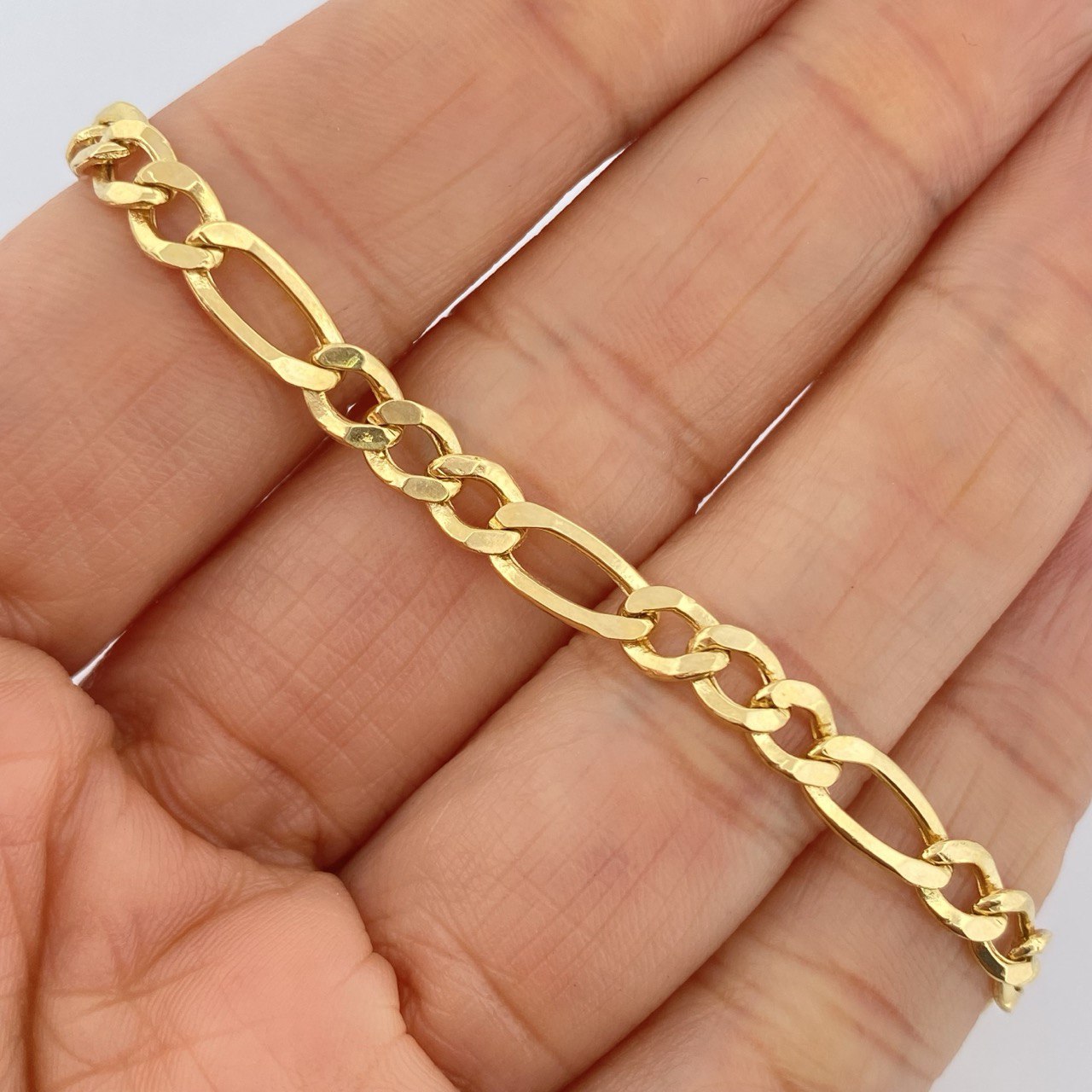 Figaro Bracelet 4.1gr / 7.3in / +1 18K Gold $